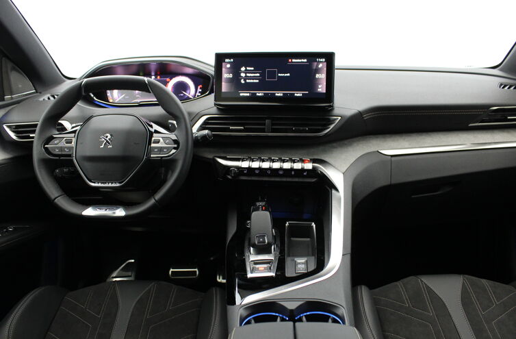 PEUGEOT 3008 SUV Essence