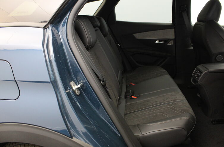 PEUGEOT 3008 SUV Essence
