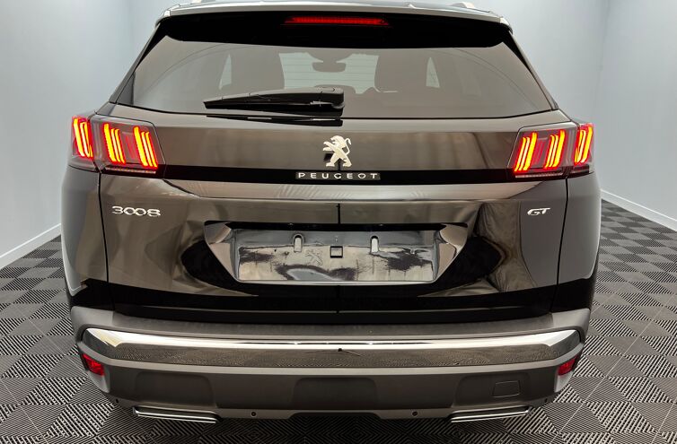 PEUGEOT 3008 SUV Essence