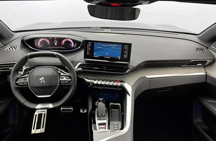 PEUGEOT 3008 SUV Essence