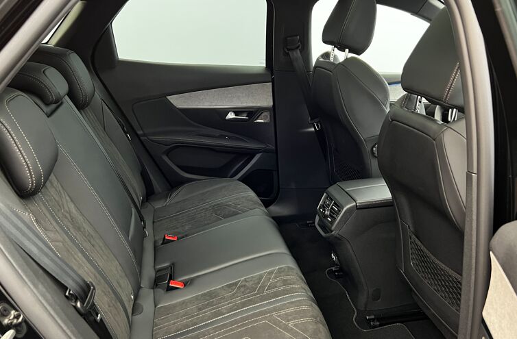 PEUGEOT 3008 SUV Essence