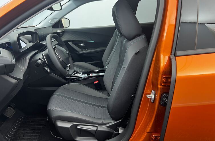 PEUGEOT 2008 SUV Essence