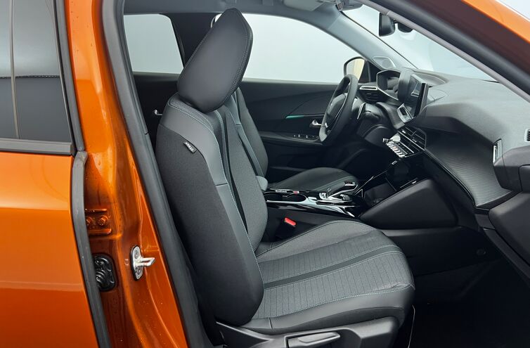 PEUGEOT 2008 SUV Essence