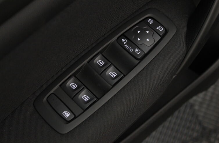 RENAULT Mégane Berline Hybride rechargeable Essence