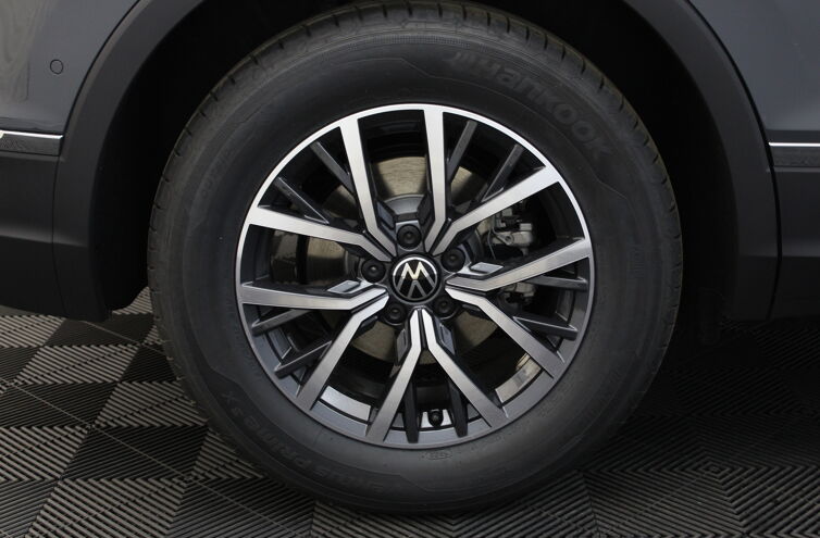 VOLKSWAGEN Tiguan SUV Diesel