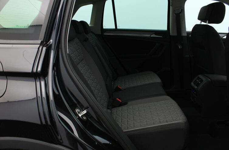 VOLKSWAGEN Tiguan SUV Diesel