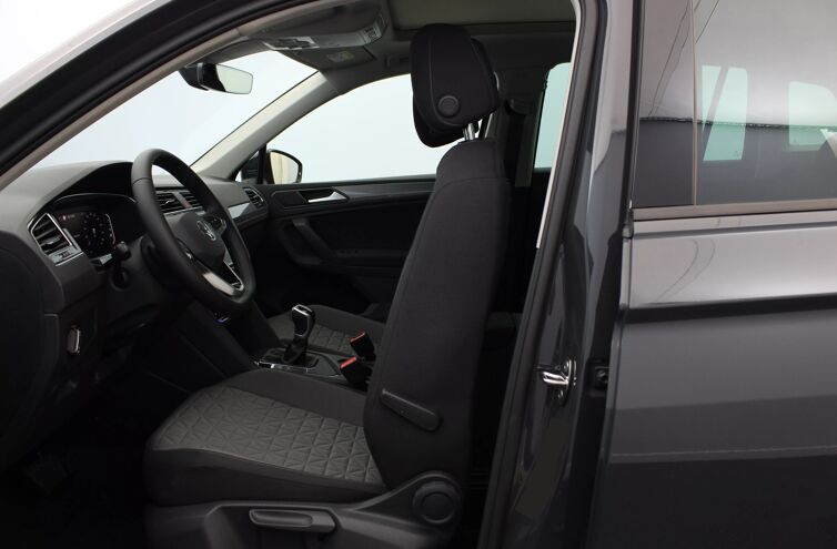 VOLKSWAGEN Tiguan SUV Diesel