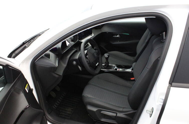 PEUGEOT 208 Citadine Essence