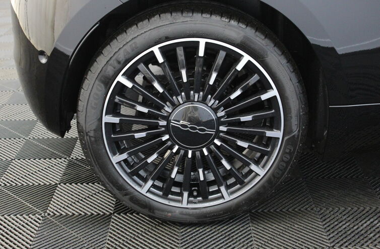 FIAT 500 Berline Nouvelle Berline Electrique