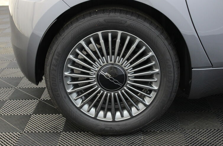 FIAT 500 3+1 Nouvelle Berline Electrique
