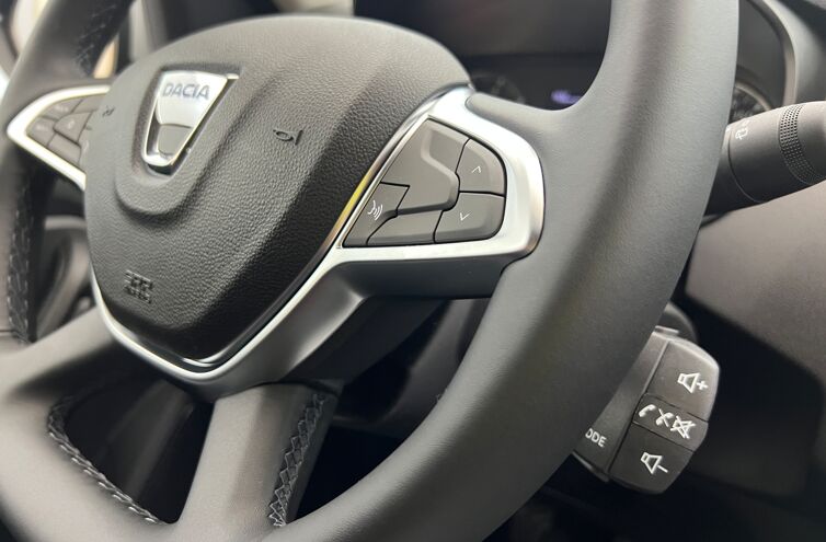 DACIA Duster SUV Essence