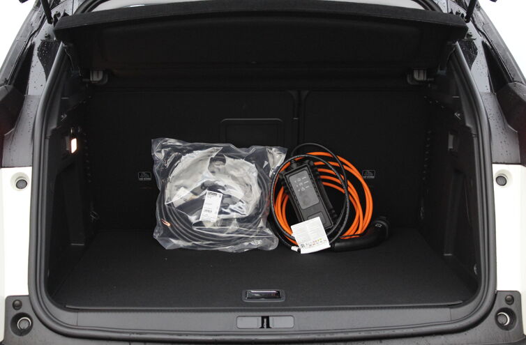 PEUGEOT 3008 SUV Hybride rechargeable Essence