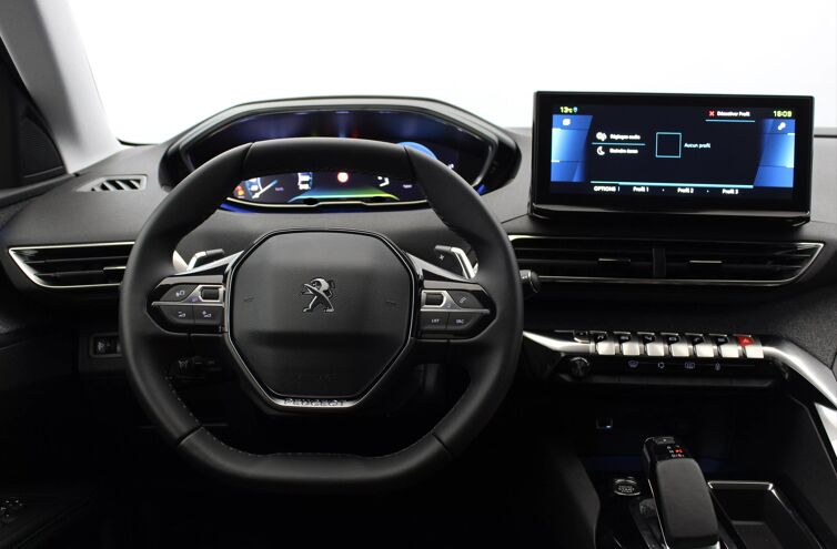 PEUGEOT 3008 SUV Hybride rechargeable Essence