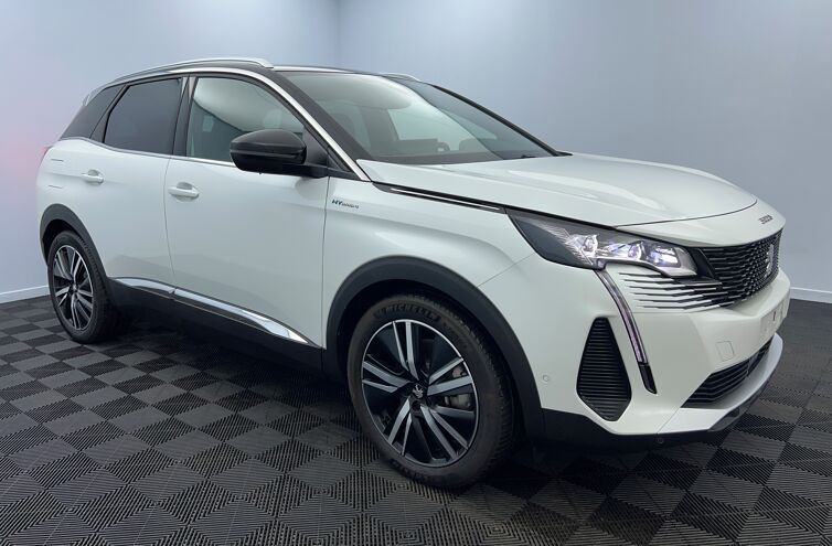PEUGEOT 3008 SUV Hybride rechargeable Essence