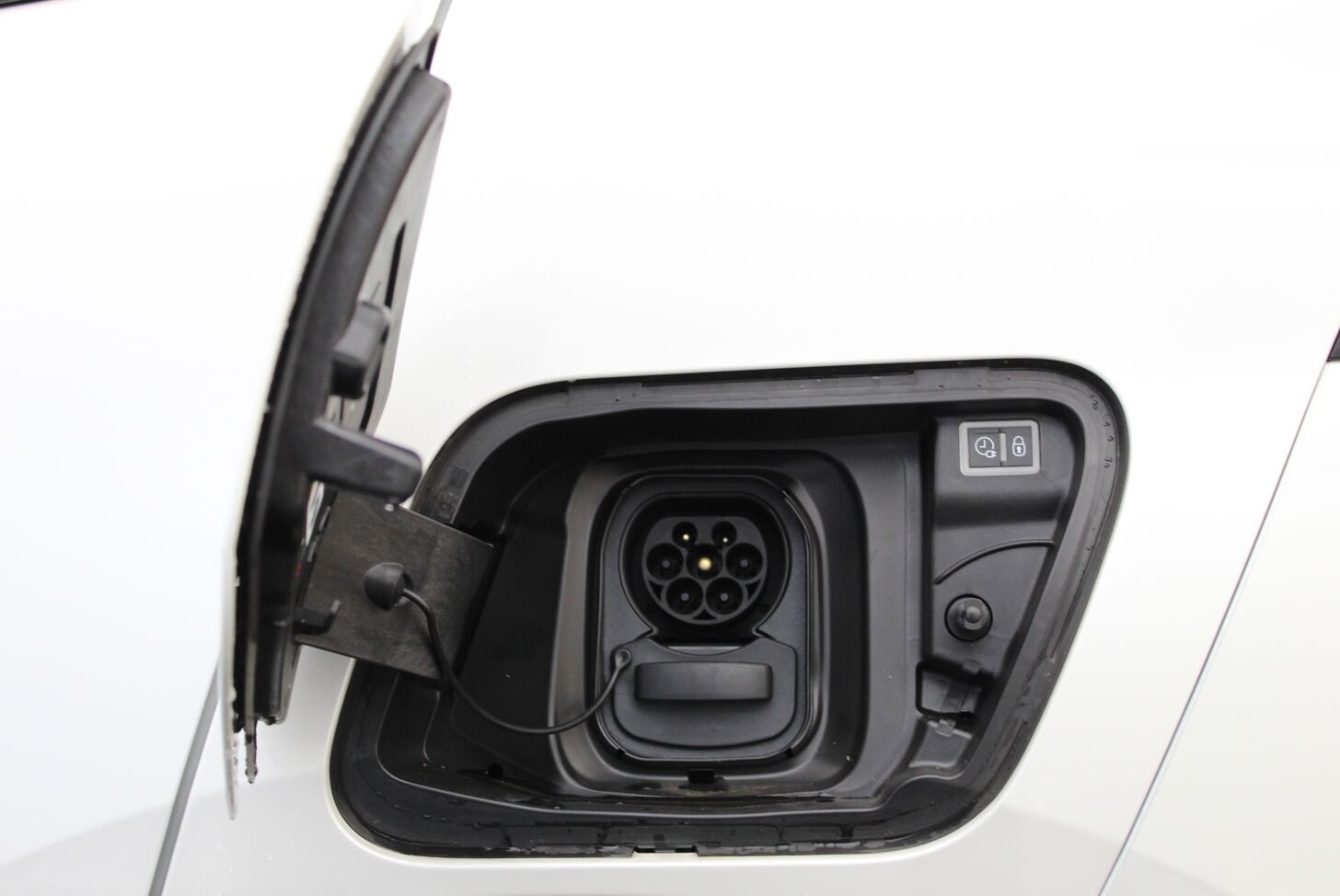 PEUGEOT 2008 -SUV SUV Electrique 