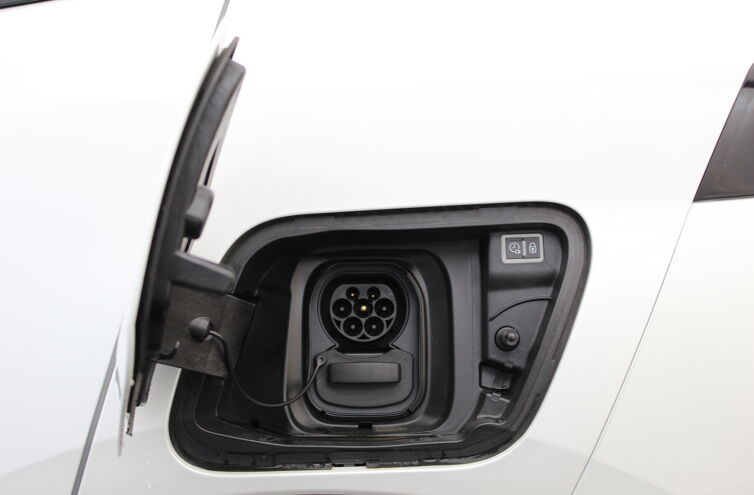 PEUGEOT 2008 SUV Electrique