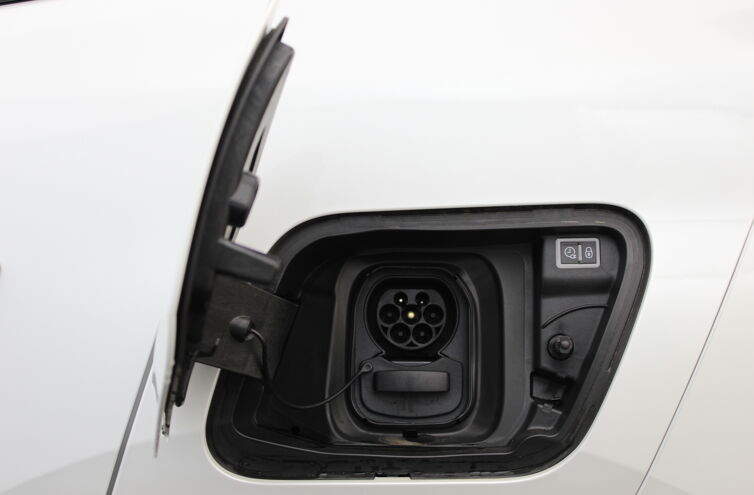 PEUGEOT 2008 SUV Electrique