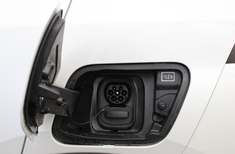 PEUGEOT 2008 SUV Electrique