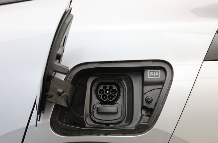 PEUGEOT 2008 SUV Electrique