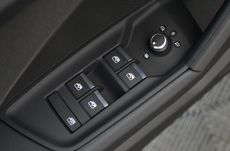AUDI A3 Sportback Berline Essence Hybride
