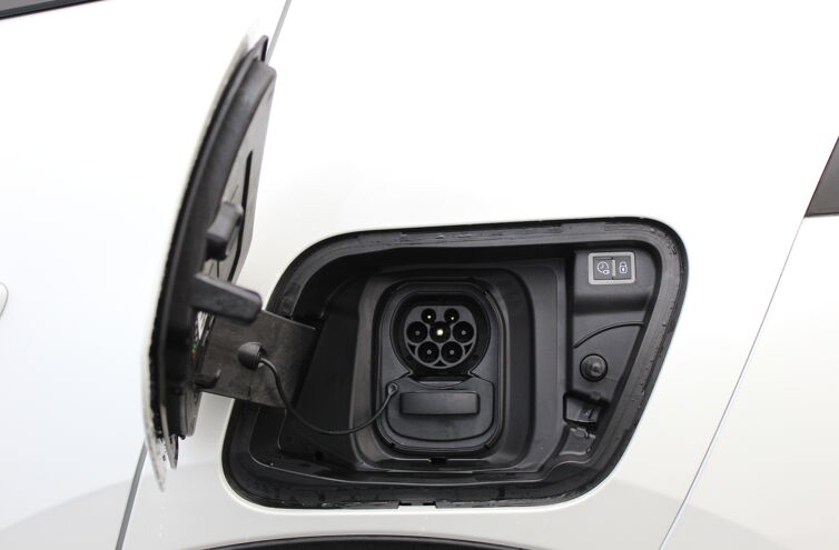 PEUGEOT 2008 SUV Electrique