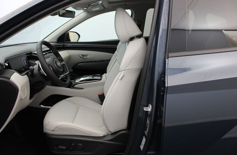 HYUNDAI Tucson SUV Hybride Essence
