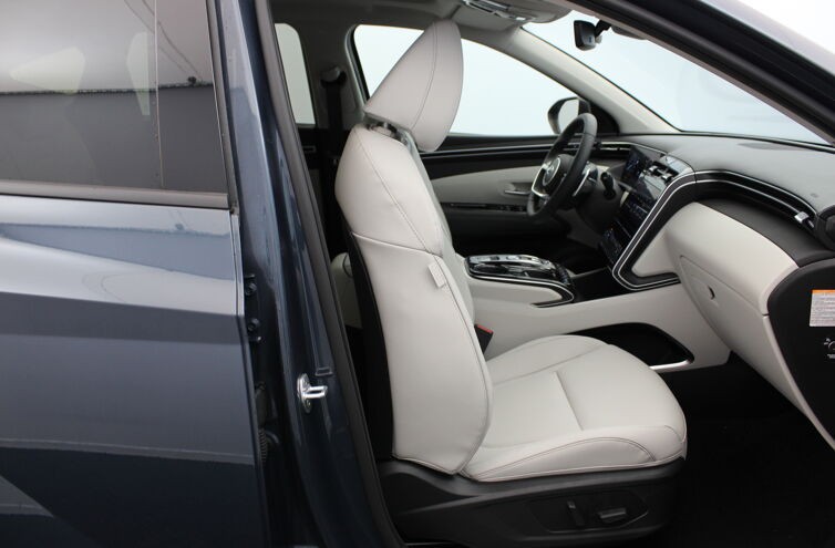 HYUNDAI Tucson SUV Hybride Essence