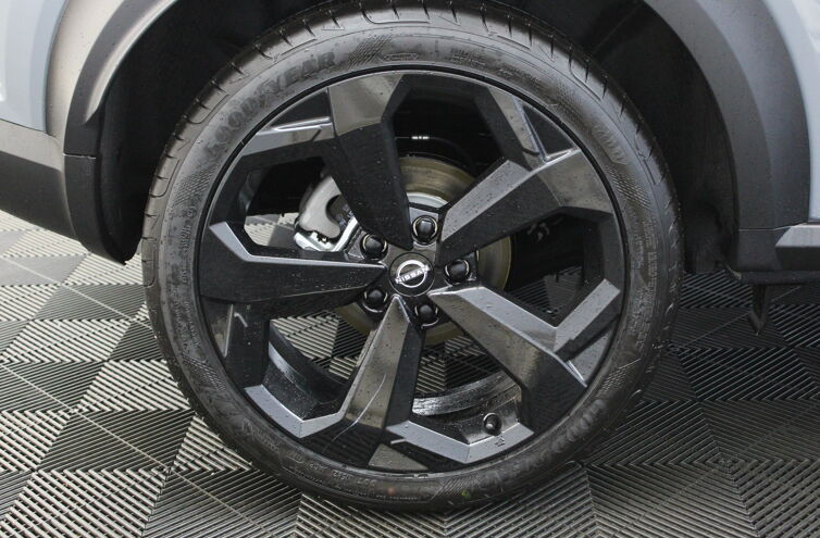 NISSAN Juke SUV Essence