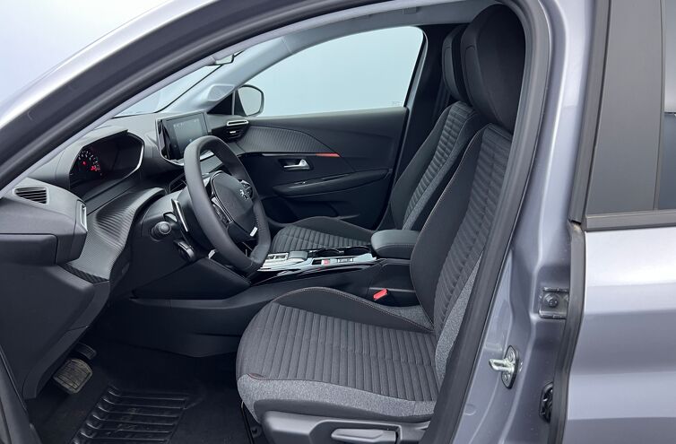PEUGEOT 208 Citadine Essence