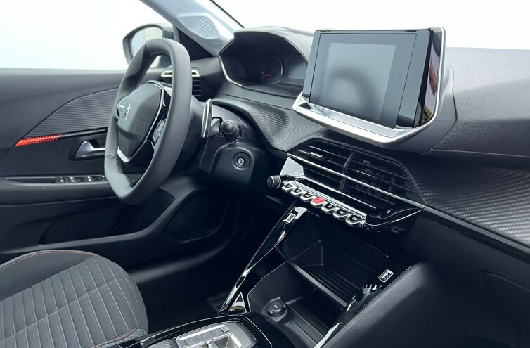 PEUGEOT 208 Citadine Essence