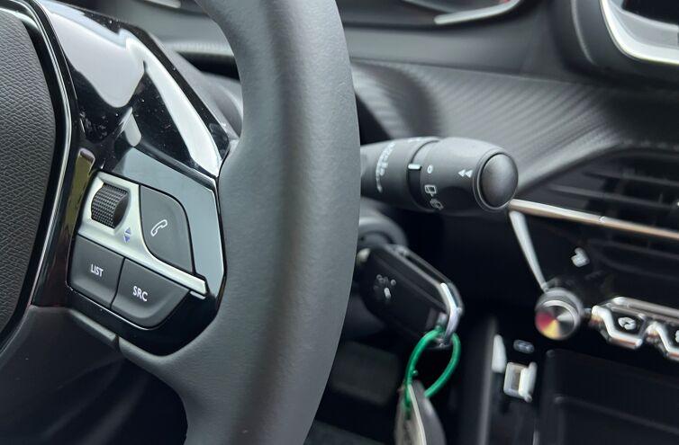 PEUGEOT 208 Citadine Essence