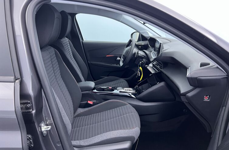 PEUGEOT 208 Citadine Essence