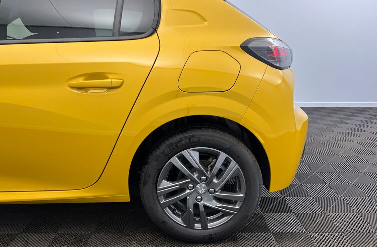 PEUGEOT 208 Citadine Essence