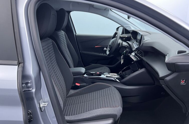 PEUGEOT 208 Citadine Essence