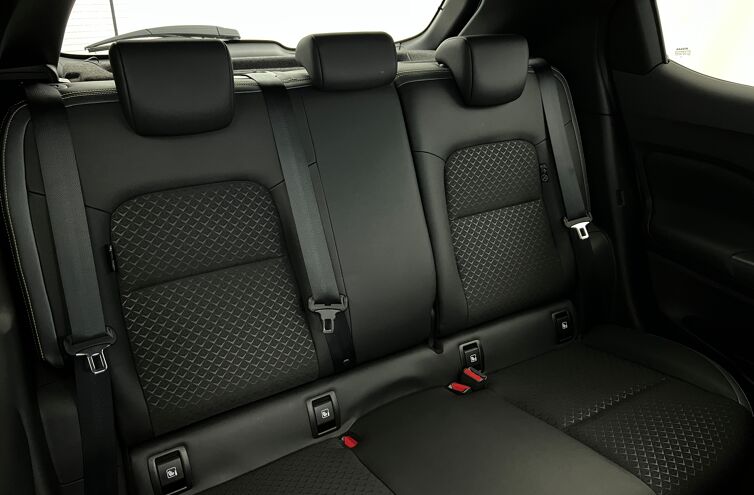 NISSAN Juke SUV Essence