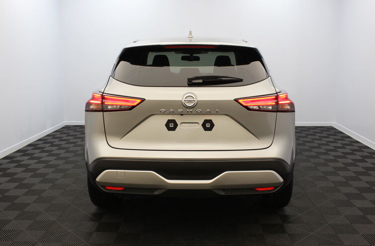 NISSAN Qashqai SUV Essence Hybride