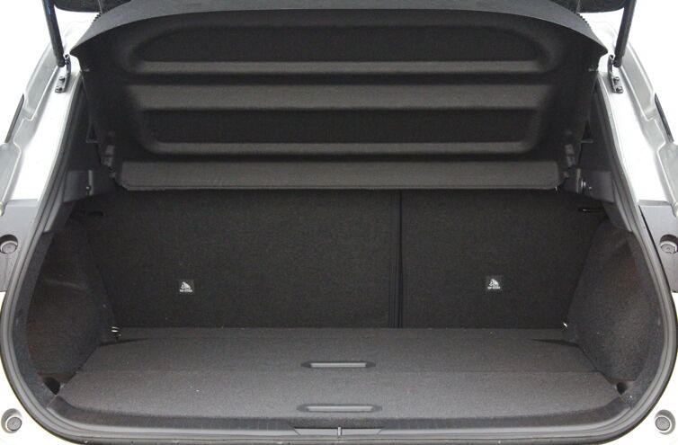 NISSAN Qashqai SUV Essence Hybride