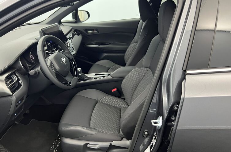 TOYOTA C-HR SUV Hybride Essence
