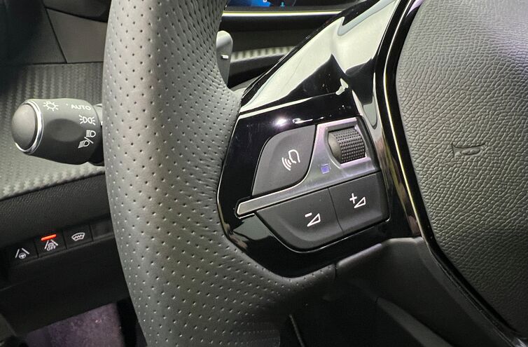 PEUGEOT 2008 SUV Diesel
