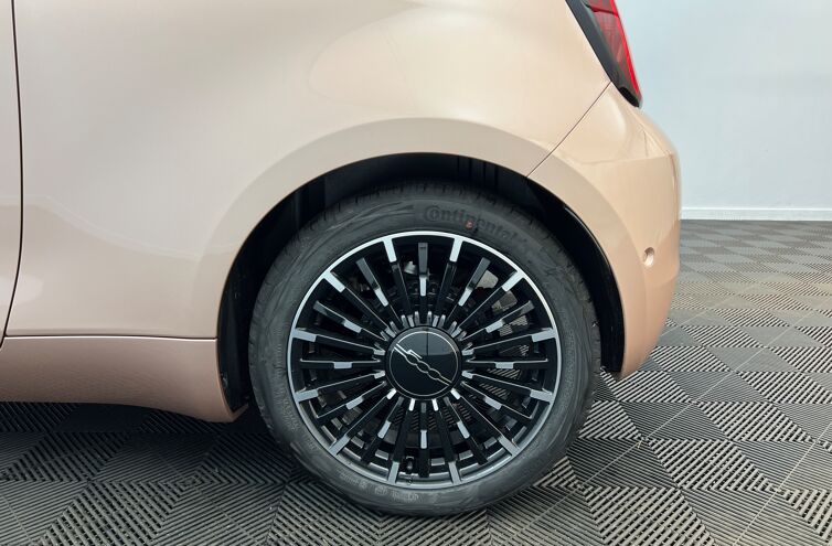 FIAT 500 Berline Nouvelle Citadine Electrique