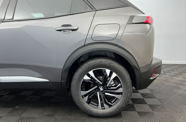 PEUGEOT 2008 SUV Essence
