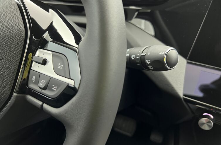 PEUGEOT 308 Berline Diesel
