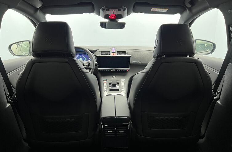 DS DS7 Crossback SUV Hybride rechargeable Essence