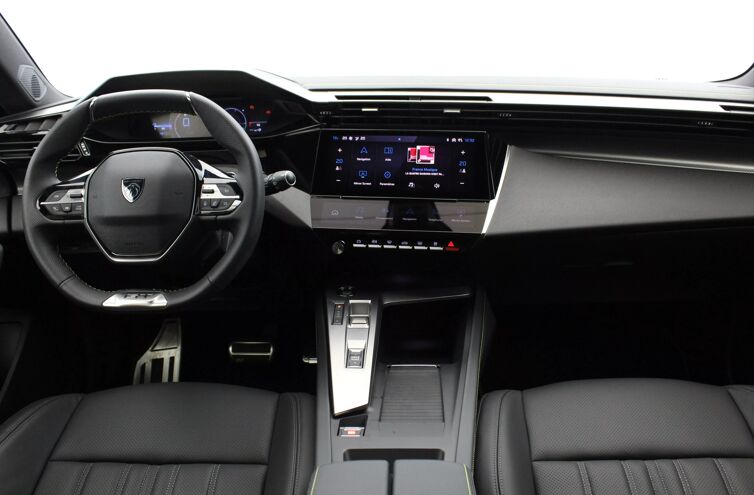 PEUGEOT 308 Berline Hybride rechargeable Essence