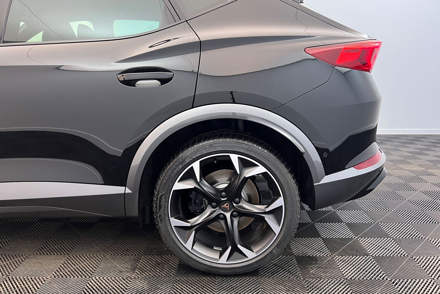 CUPRA Formentor SUV Hybride rechargeable Essence 2043828 AutoIES