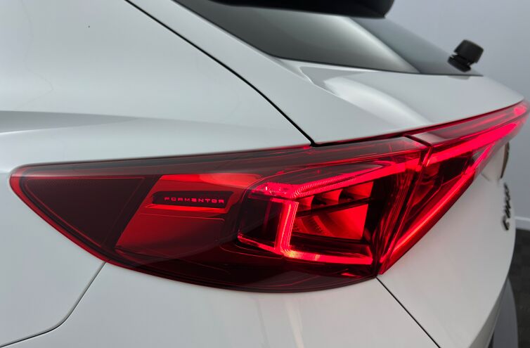 CUPRA Formentor SUV Hybride rechargeable Essence