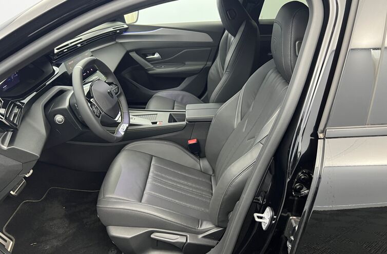 PEUGEOT 308 Berline Hybride rechargeable Essence