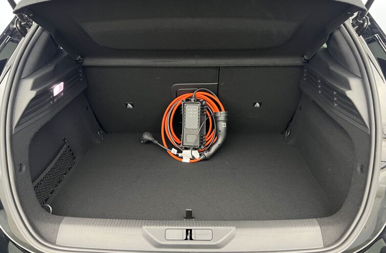 PEUGEOT 308 Berline Hybride rechargeable Essence