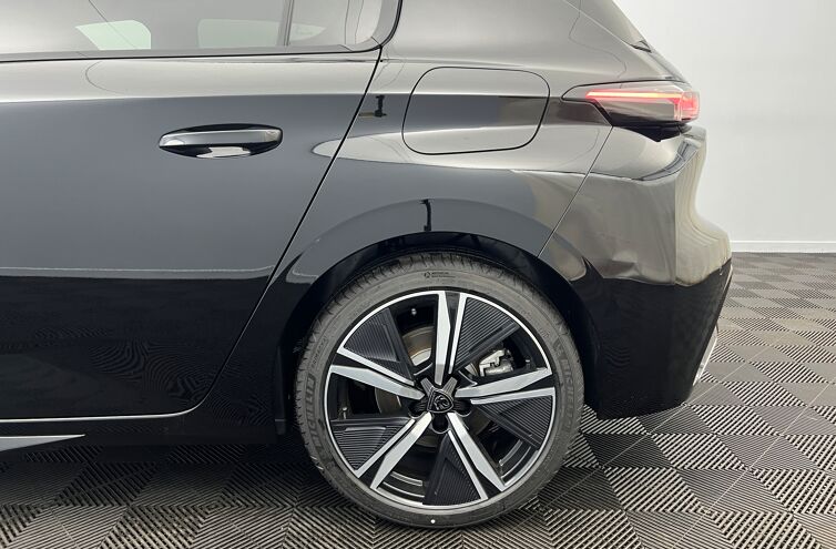 PEUGEOT 308 Berline Hybride rechargeable Essence
