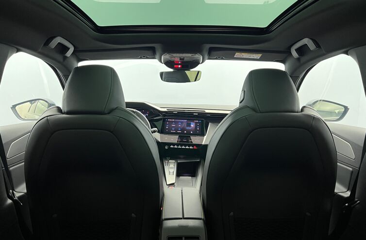 PEUGEOT 308 Berline Hybride rechargeable Essence